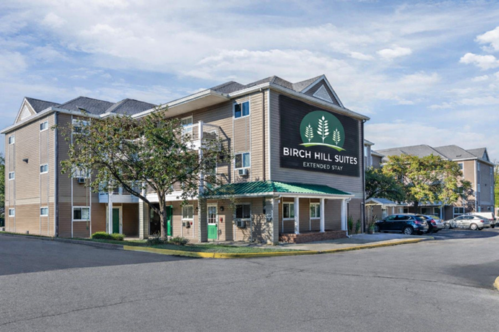 Birch hill Suites Louisville ky