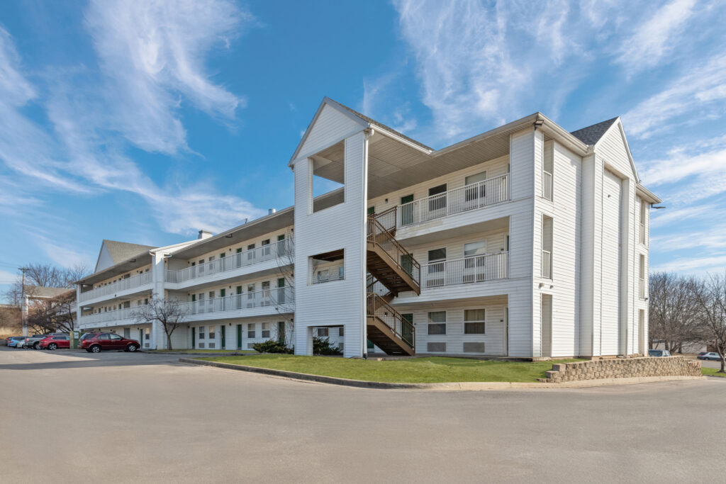 Birch Hill Suites Kansas City - Independence, MO